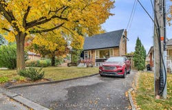 1 Ridge Point Crescent, Toronto, Ontario M6M2Z7