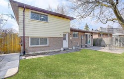 11 Tullamore Road, Brampton, Ontario L6W1J6
