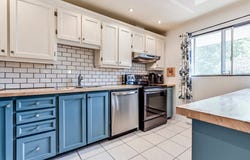 405 Boul. Seigneurial O., Saint-Bruno-de-Montarville, QC J3V5N6, CA, Saint-Bruno-de-Montarville, Quebec J3V5N6