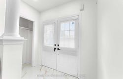 124 Nahani Way, Mississauga, Ontario L4Z4J8