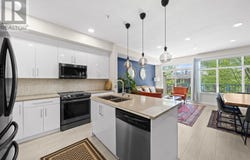 11282 COTTONWOOD Drive, Maple Ridge, British Columbia V2X8W7