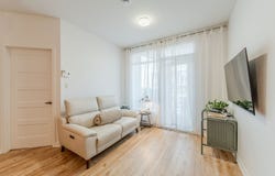 740 Av. Victoria, Saint-Lambert, Quebec J4R0A8