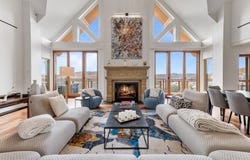 166 Ch. au Pied-de-la-Montagne 9, Mont-Tremblant, Quebec J8E 1T1