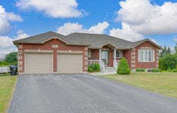 16 Oneill Circle, Springwater, Ontario L2L2K0