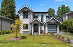 2480 Plumer St, Oak Bay, British Columbia V8S 5H1