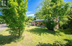 85 Robinhood Drive, Hamilton, Ontario L9H4G2