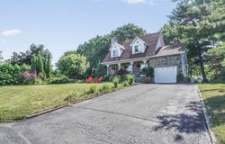 1440 Rue Ste-Thérèse, Saint-Jean-sur-Richelieu, QC J2W2H2, CA, Saint-Jean-sur-Richelieu, Quebec J2W2H2