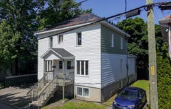 46-50 Av. Ross, Mont-Joli, QC G5H1M9, CA, Mont-Joli, Quebec G5H1M9