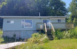 220 Ch. du Lac-Pope S., Mont-Laurier, QC J9L3G6, CA, Mont-Laurier, Quebec J9L3G6