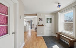 34 Rue Papineau, Hull, QC J8X1T6, CA, Hull, Quebec J8X1T6