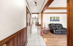 20 Rue Michel, Beloeil, Quebec J3G5L7