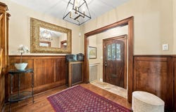 17 King Georges Road, Toronto, Ontario M8X 1K7