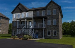 321 Av. des Diamants, Sainte-Marie, QC G6E4H4, CA, Sainte-Marie, Quebec G6E4H4