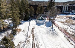 1008Z Boul. du Lac, Lac-Beauport, QC G3B0W8, CA, Lac-Beauport, Quebec G3B0W8