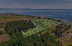 348 Lazo Rd, Comox, British Columbia V9M 3T9