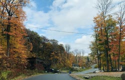 Rue des Chênes, Saint-Hippolyte, Quebec J8A0C3