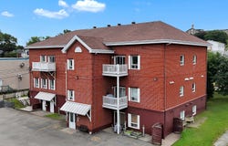 91 Rue de lÉvêché E., Rimouski, QC G5L1X7, CA, Rimouski, Quebec G5L1X7