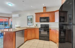93 Winnipeg Street 203, Penticton, British Columbia V2A 5L9