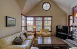 221 Ch. des Quatre-Sommets 7, Mont-Tremblant, Quebec J8E 1C8