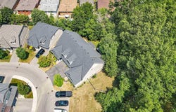 18 Rolling Lane, Hamilton, Ontario L8K0A1