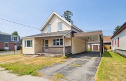203 Rue Broadway O., Gatineau, QC J8P3T7, CA, Gatineau, Quebec J8P3T7