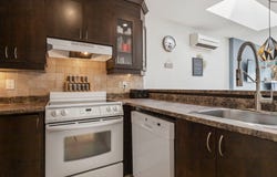 10117 Rue Lajeunesse, Ahuntsic-Cartierville, QC H3L2E3, CA, Ahuntsic-Cartierville, Quebec H3L2E3