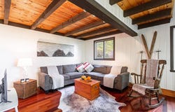 2081 Rue de Lausanne, Val-David, Quebec J0T 2N0