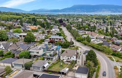2912 W 27th Avenue, Vancouver, British Columbia V6L 1W3