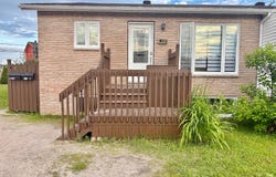 1438 Rue Duclos, Baie-Comeau, QC G5C3H6, CA, Baie-Comeau, Quebec G5C3H6