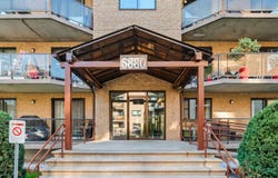 6880 Boul. des Roseraies, Anjou, QC H1M3R7, CA, Anjou, Quebec H1M3R7