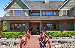 3228 164a Street, Surrey, British Columbia V3Z 0G5