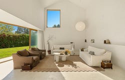 15 Rue Normandy, Baie-d'Urfé, Quebec H9X 3E4