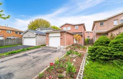 5253 Palomar Crescent, Mississauga, Ontario L5R2W8