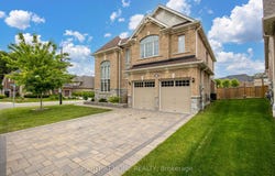 57 Victoria Wood Avenue, Springwater, Ontario L9X1Z8