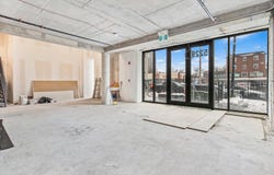 5229 Boul. Décarie, Montréal, Quebec H3C3C2
