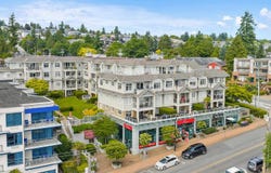 15621 Marine Drive, White Rock, British Columbia V4B1E1