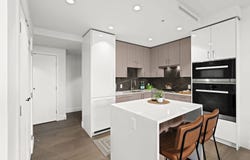 1675 Lions Gate Lane, North Vancouver, British Columbia V7P3B4