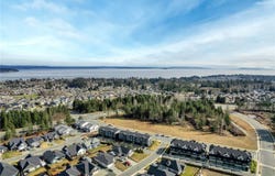 750 Salmonberry St, Campbell River, British Columbia V9H 0G1