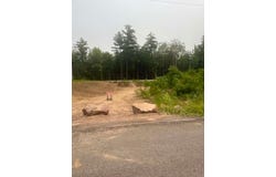 Rue du Corail, Mirabel, Quebec J7N3T3