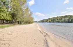 922 Place Passaretti, Lac-Simon, Quebec J0V1E0