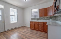 714 Ave Riverview, Montreal, Quebec H4H 2C1