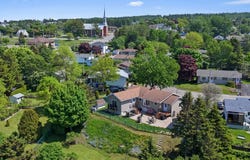 858 Rue Arpin, Rimouski, Quebec G5L3M2