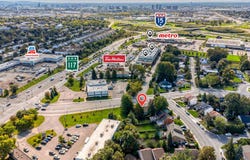 285 Rue Corbin, Sainte-Rose, Quebec H7L2B9