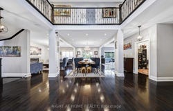 8 Springbrook Drive, Richmond Hill, Ontario L4B3R9