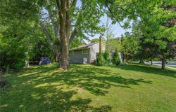 31 Mulberry Lane, Waterloo, Ontario N2L 5L4