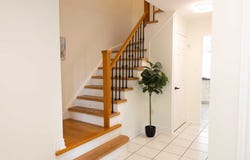 7031 Graydon Court, Mississauga, Ontario L5N7H4