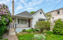 522 Cambridge Street S, Dows Lake - Civic Hospital and Area, Ontario K1S 4J3