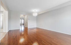 6 Martell Gate, Aurora, Ontario L4G0C4