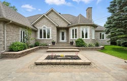 43 Rue de Bourdon, Gatineau, QC J8V2P2, CA, Gatineau, Quebec J8V2P2