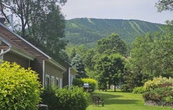147 Rue au Pied-du-Mont, Beaupré, QC G0A1E0, CA, Beaupré, Quebec G0A1E0